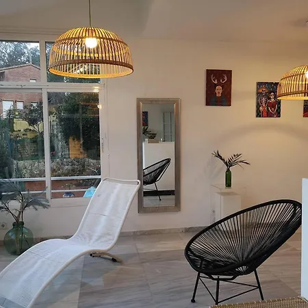 Hotel 4 Bedrooms With Sea View Private Pool And Enclosed Garden At