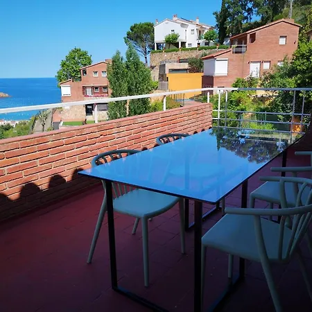 Hotel 4 Bedrooms With Sea View Private Pool And Enclosed Garden At 4*