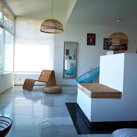 Hotel 4 Bedrooms With Sea View Private Pool And Enclosed Garden At 4*